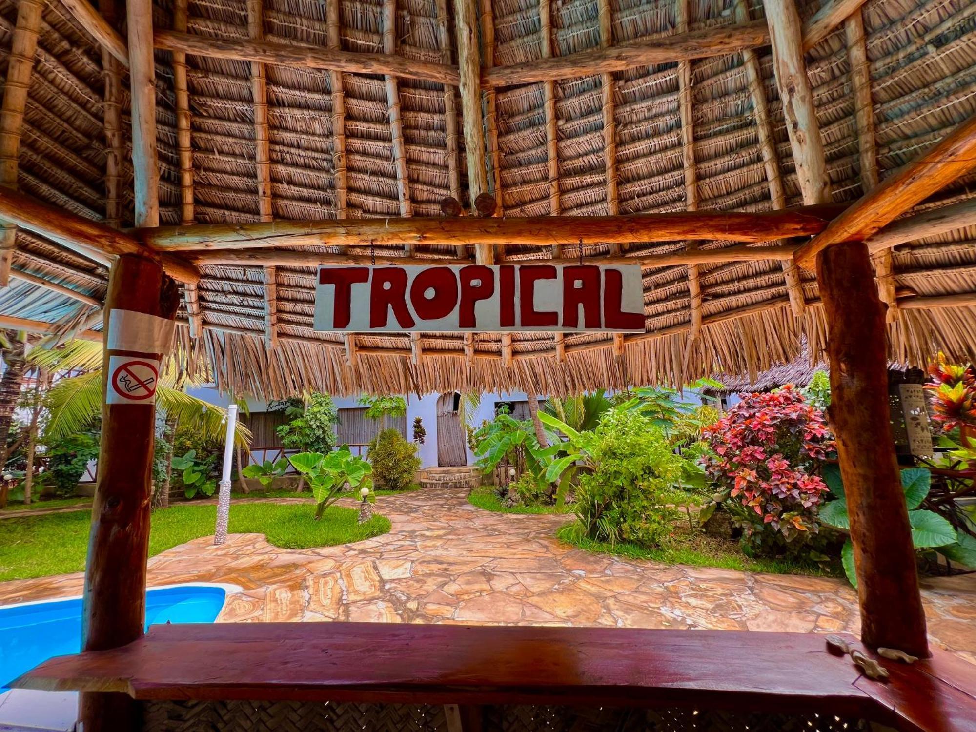 Tropical Nungwi Hotel ภายนอก รูปภาพ