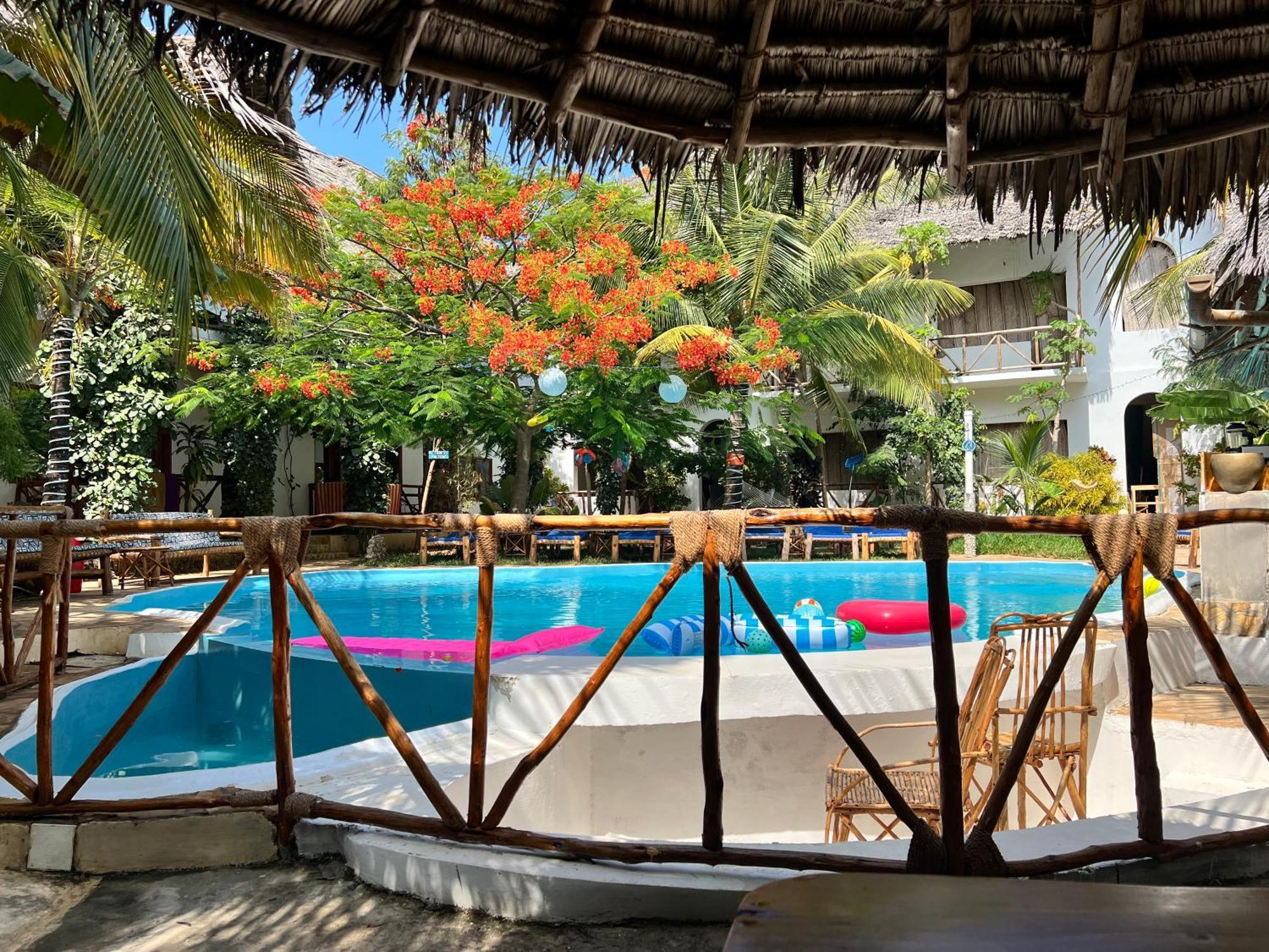 Tropical Nungwi Hotel ภายนอก รูปภาพ